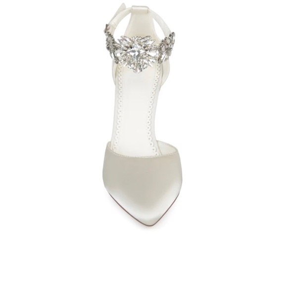 Loxley Heels - Picture 2 of 6